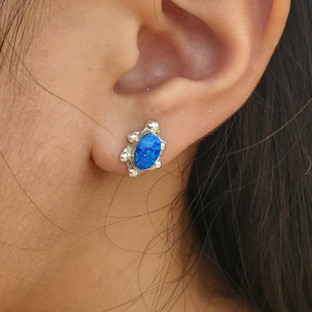 Native American‎ Turtle Blue Opal Stud Earrings Zuni Sterling Handmade Jewelry